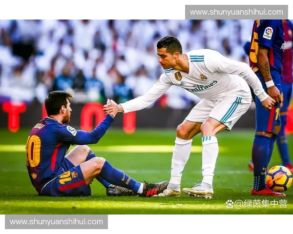 世界杯狂欢:回顾历史经典瞬间,展望未来足坛新传奇